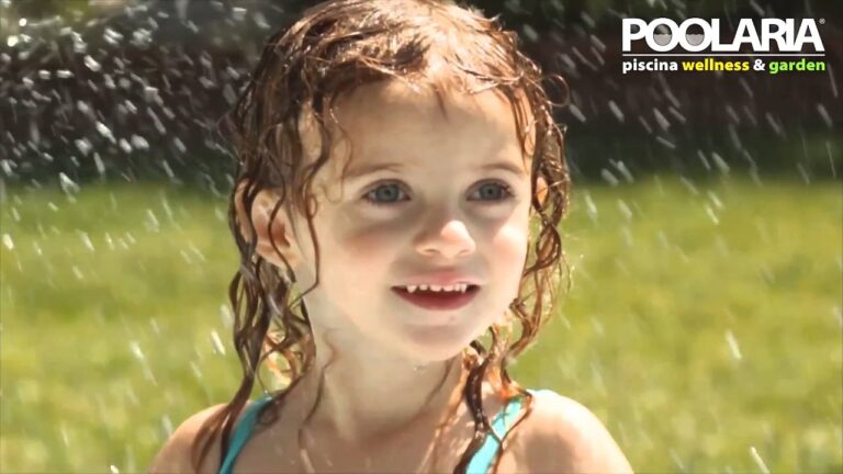 10 ideas originales para decorar tu piscina hinchable